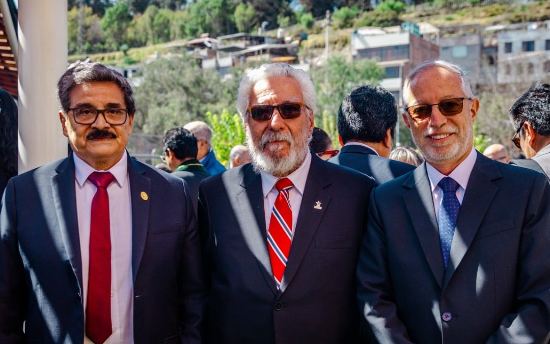 Encuentro de rectores en ceremonia de 27° aniversario de la UCSP