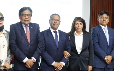 Magistrado del Tribunal Constitucional Francisco Morales compartió casos emblemáticos en evento realizado en la Universidad La Salle