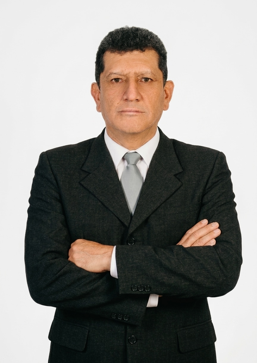 Mg. Dario Obando Borja